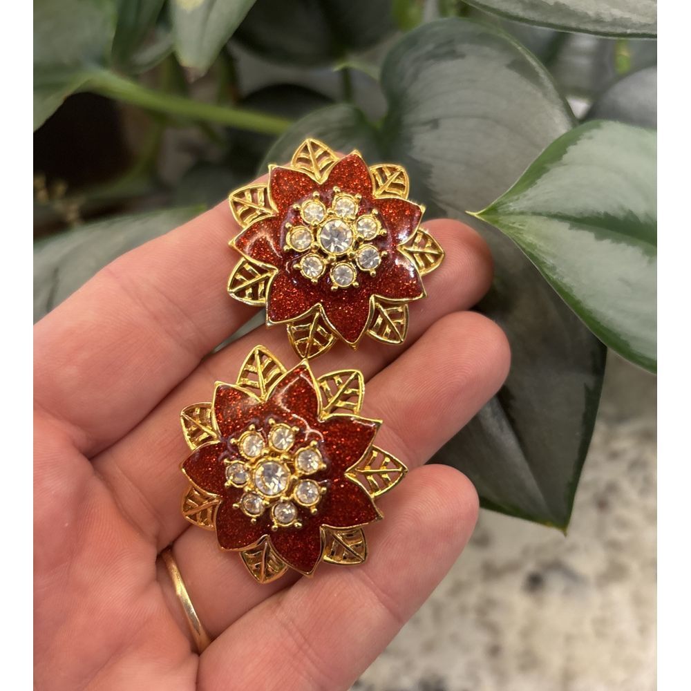 Vintage AVON Festive Sparkle Red Christmas‎ Poinsettia Clip On Earrings. - Picture 3 of 8